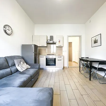 Along The Canal Smart Flat Naviglio - 4 People Apartment *