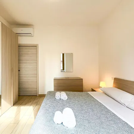 Along The Canal Smart Flat Naviglio - 4 People Corsico